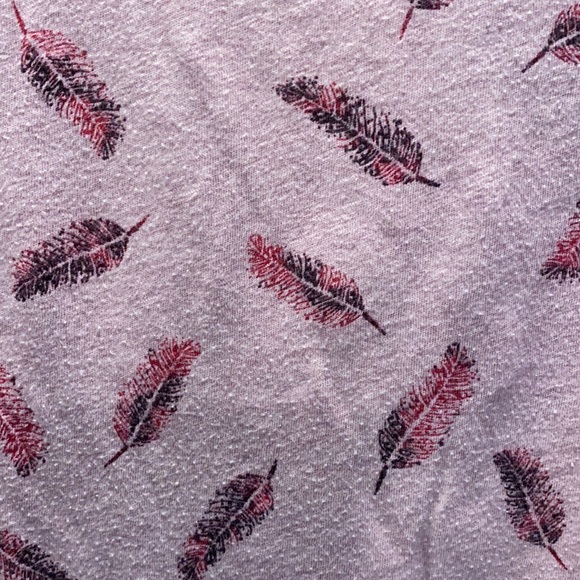 Sonoma long sleeved t-shirt pink feather design - Picture 3 of 4